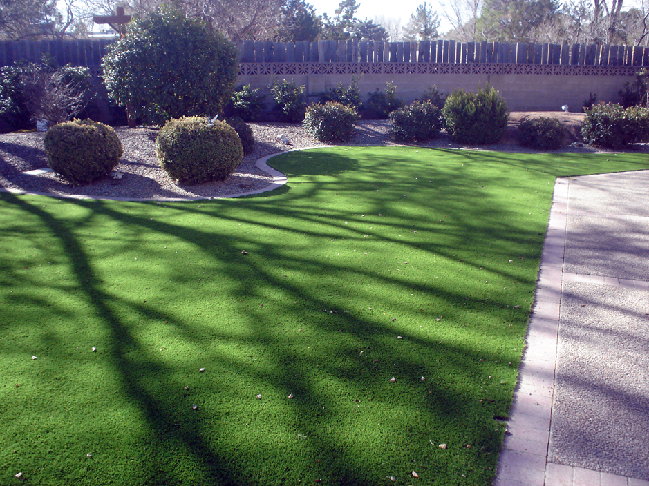 Fake Grass Bath, Michigan Landscaping Business, Front Yard Design