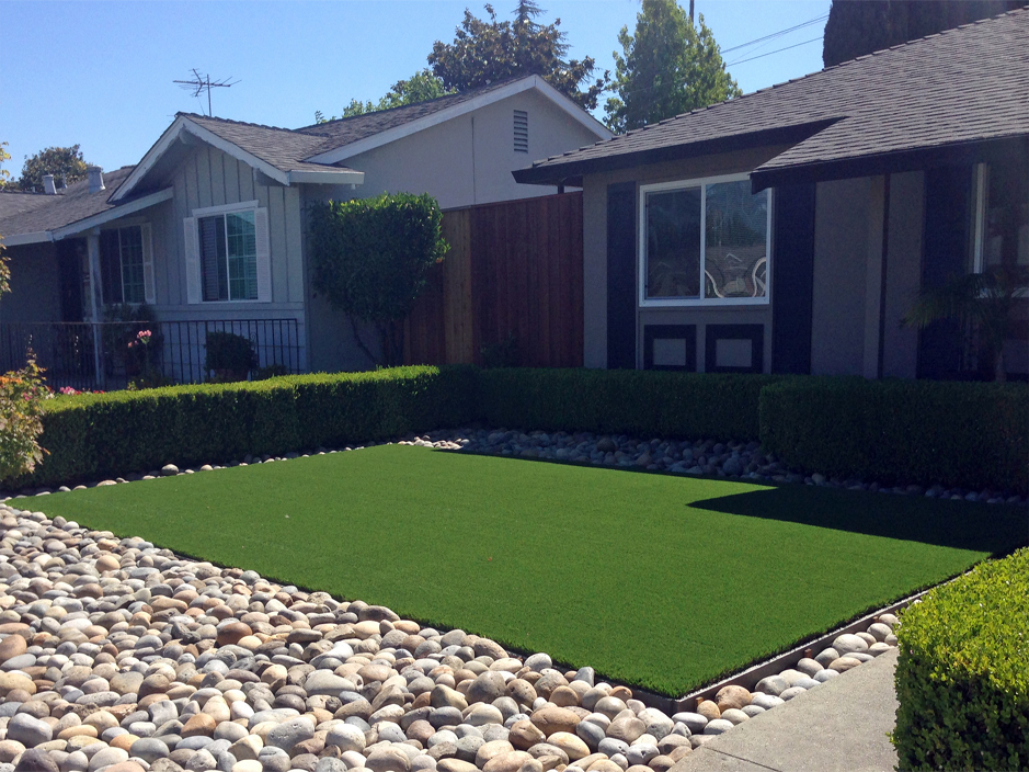 Faux Grass Maybee, Michigan Landscape Rock, Front Yard ...