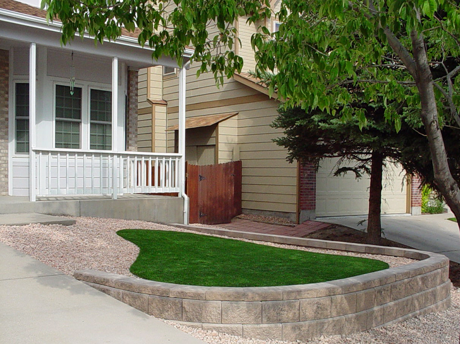 Green Lawn Lansing, Michigan, Front Yard Landscaping