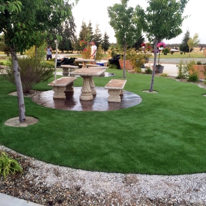 Green Lawn Lake Angelus, Michigan Gardeners, Commercial Landscape